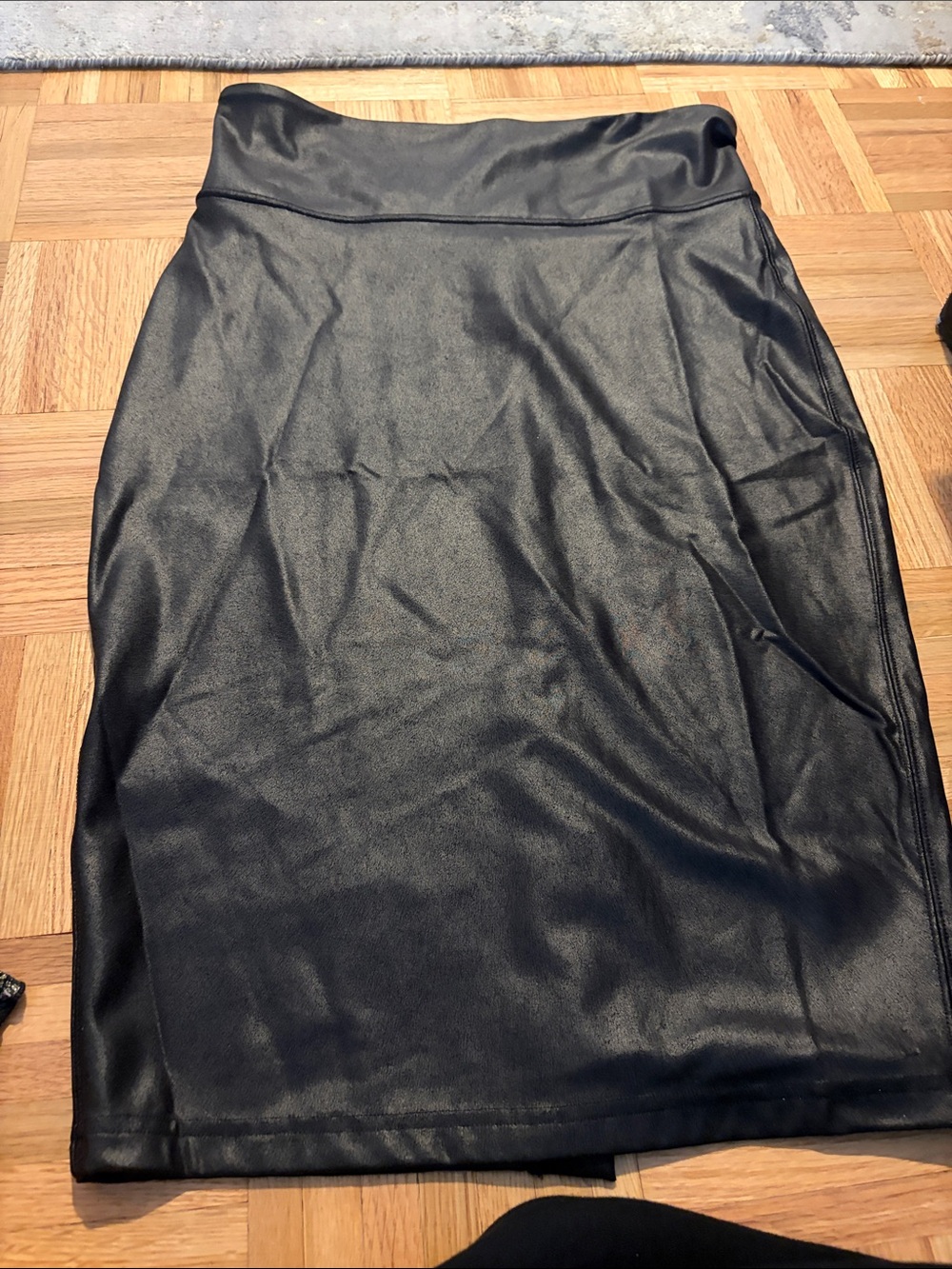 SPANX Black Faux Leather Pencil Skirt